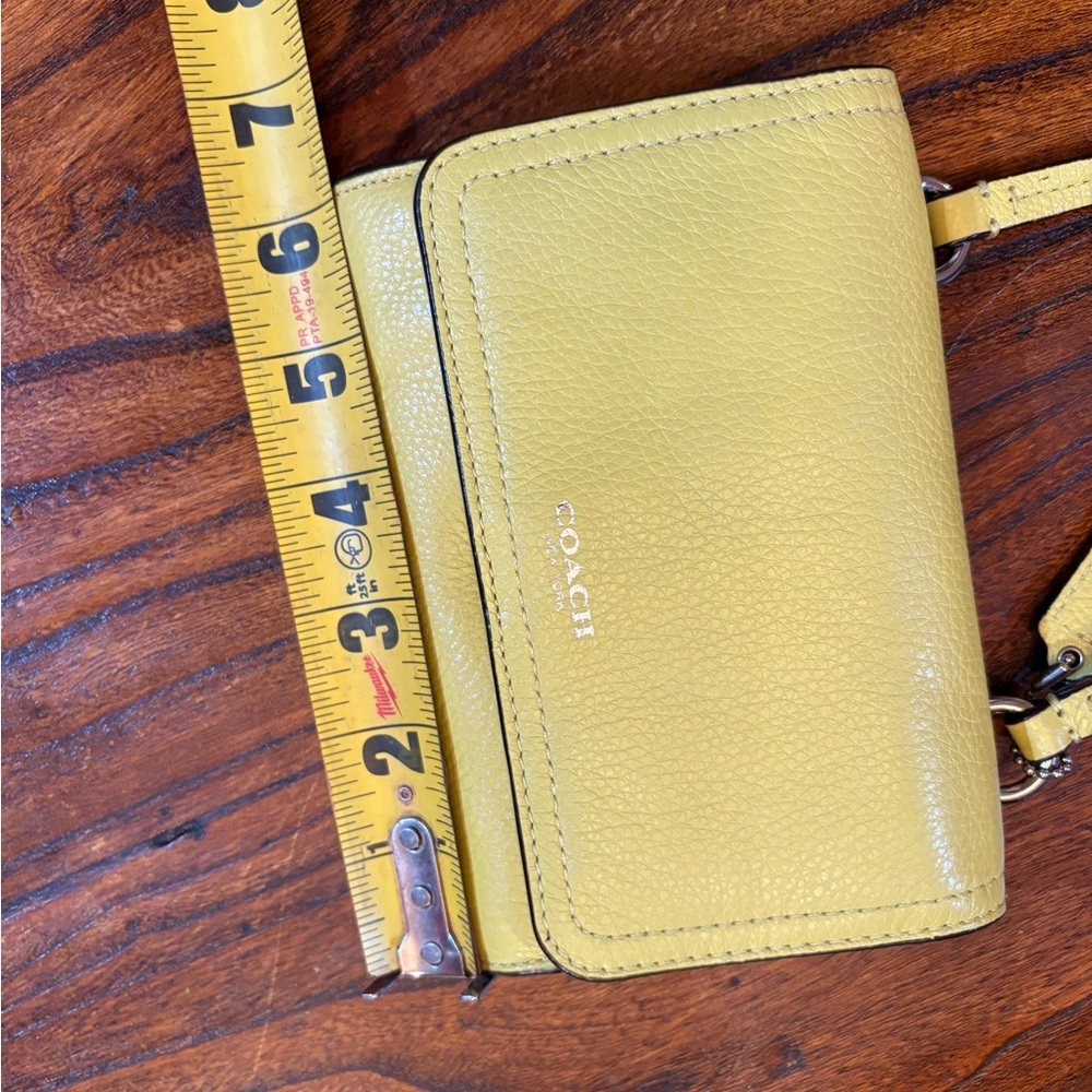 ▪️RARE COACH Mini Crossbody Bag - Picture 12 of 13